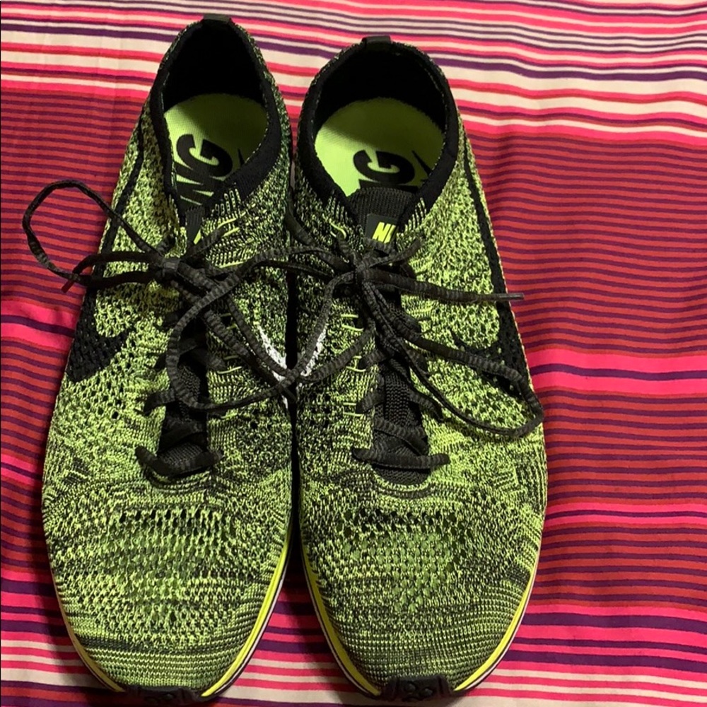 Nike FLYKNIT Racer running 👟